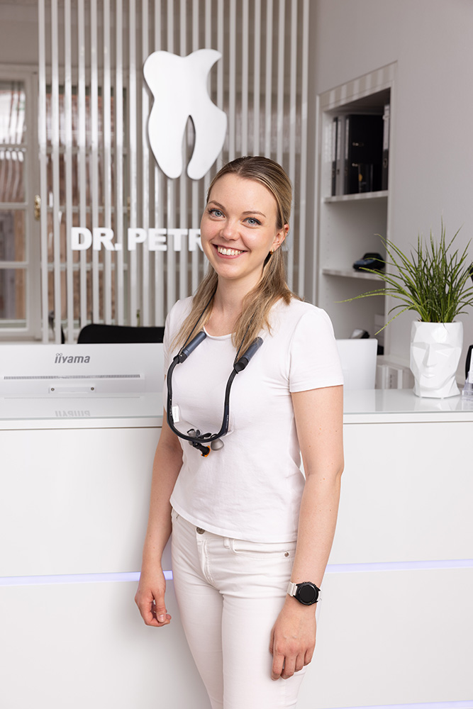 Dr. Elisabeth Murg